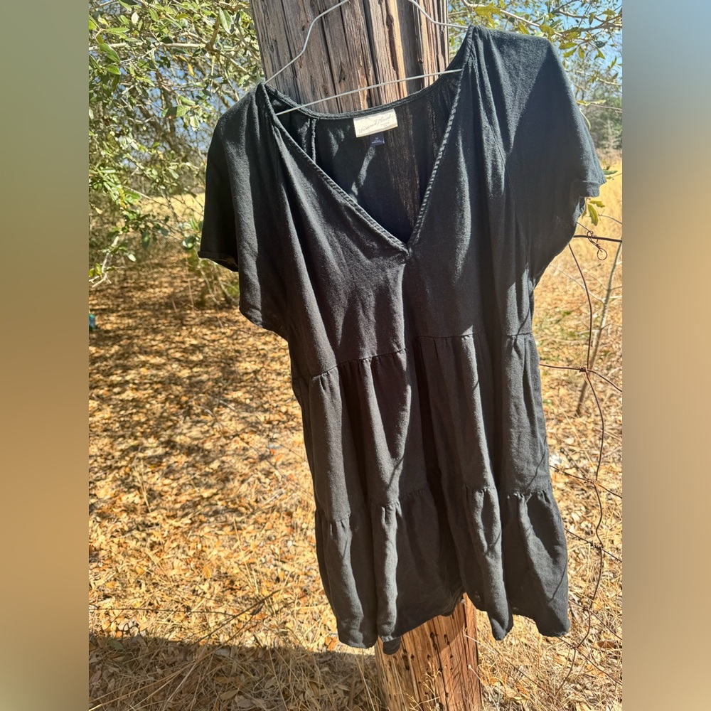Universal Thread Black Short Sleeve Tiered Top